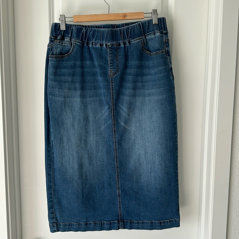 Ladies straight denim skirt - Nuggles